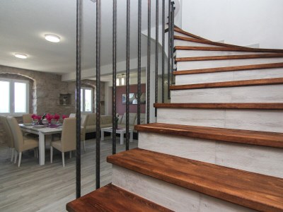 Holiday house Mia with pool - Features photo 25