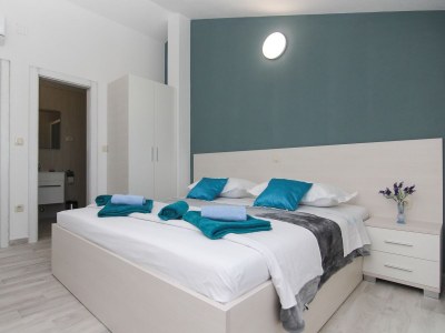 Holiday house Mia with pool - Features photo 27