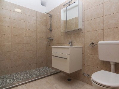 Holiday house Mia with pool - Features photo 36