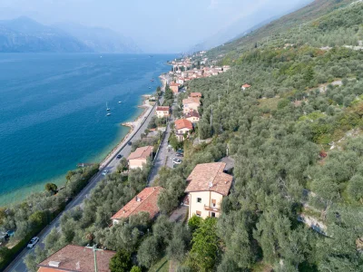 Holiday apartment Margherita Studio Deluxe by the lake with pool - Outdoor photo 3