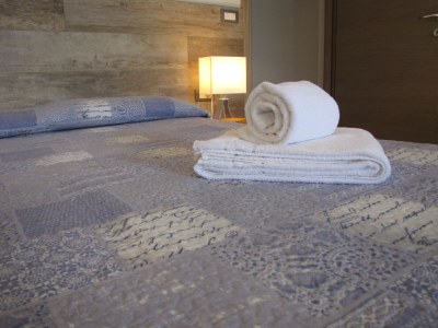 Holiday apartment Margherita Studio Deluxe by the lake with pool - Features photo 20