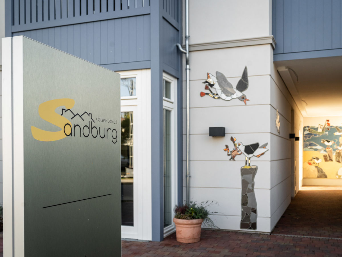 Holiday apartment "Strandkorb" in the "Ostsee Domizil Sandburg" - Outdoor photo 2