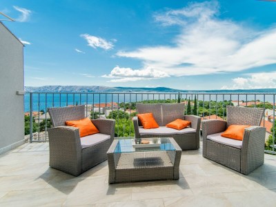 Apartment Suzy with Common Pool - Apartment Ruzmarin with Balcony and Sea View - Outdoor photo 3