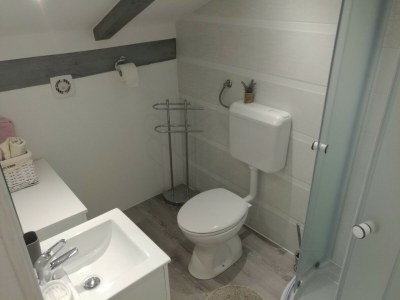 Apartment Suzy with Common Pool - Apartment Ruzmarin with Balcony and Sea View - Features photo 16