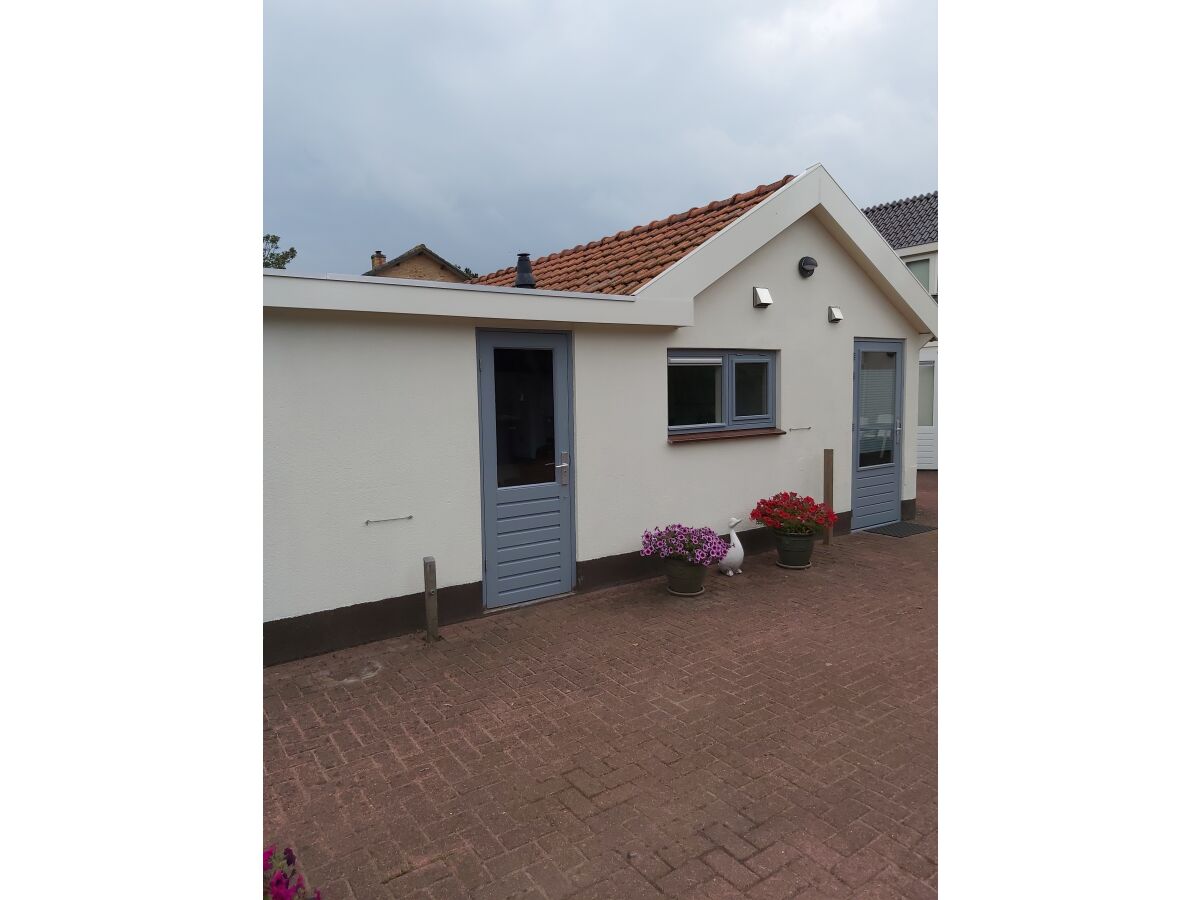 Holiday apartment Voorweg - Outdoor photo 2