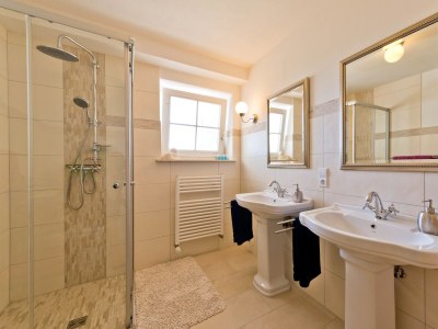 Holiday house "Zum Alten Forsthaus" - Features photo 35