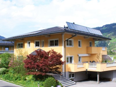 Holiday apartment Traum-Ferienwohnung - Outdoor photo 2