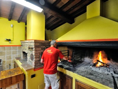 Villa Villa with heated pool - Features photo 21