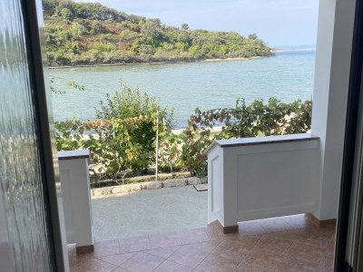 Holiday apartment Miral Beach - directly on the sea - Features photo 8