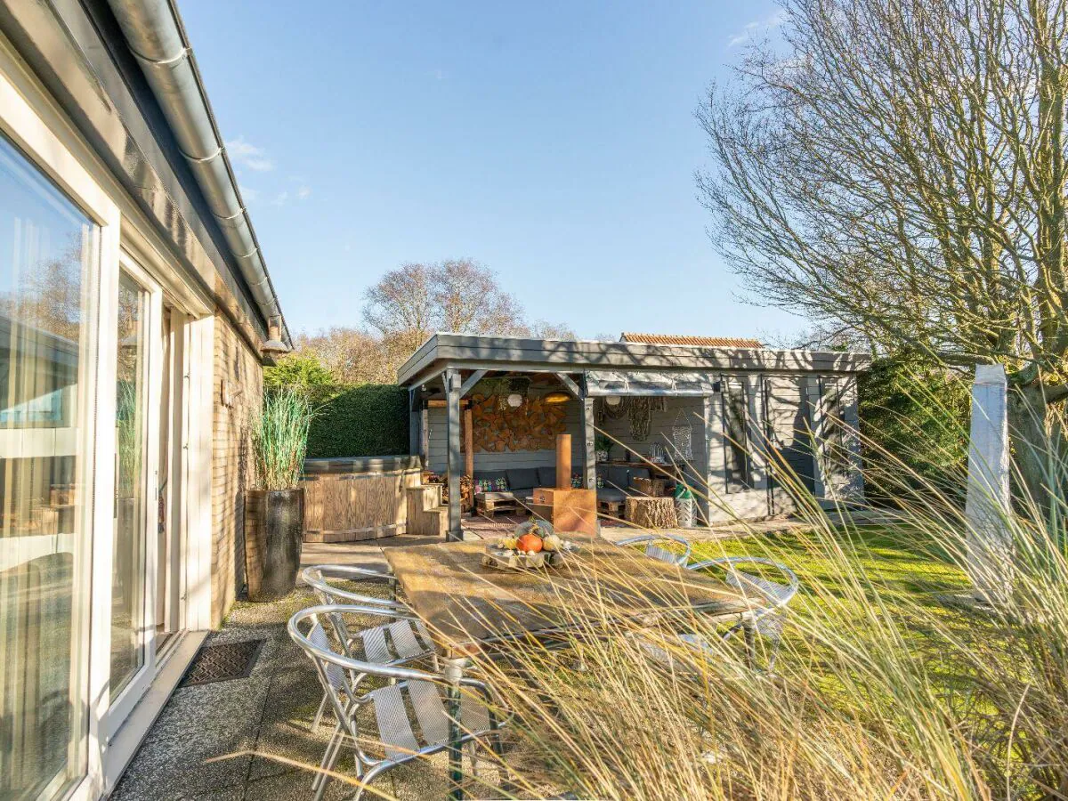 Holiday house Bongerd 69 - Outdoor photo 2