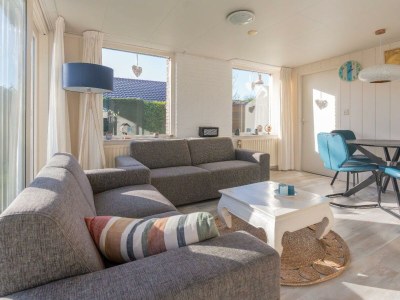 Holiday house Bongerd 69 - Features photo 9