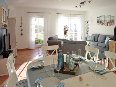 Holiday apartment - No title - - Features photo 4