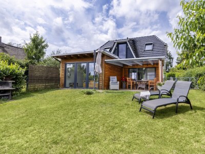 Holiday house Schaal Lake residence in Groß Zecher - Holiday house