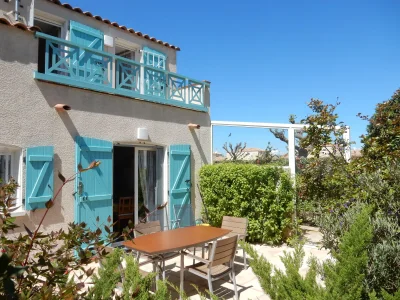 Holiday house Le Jardin du Midi in Gruissan - Holiday house