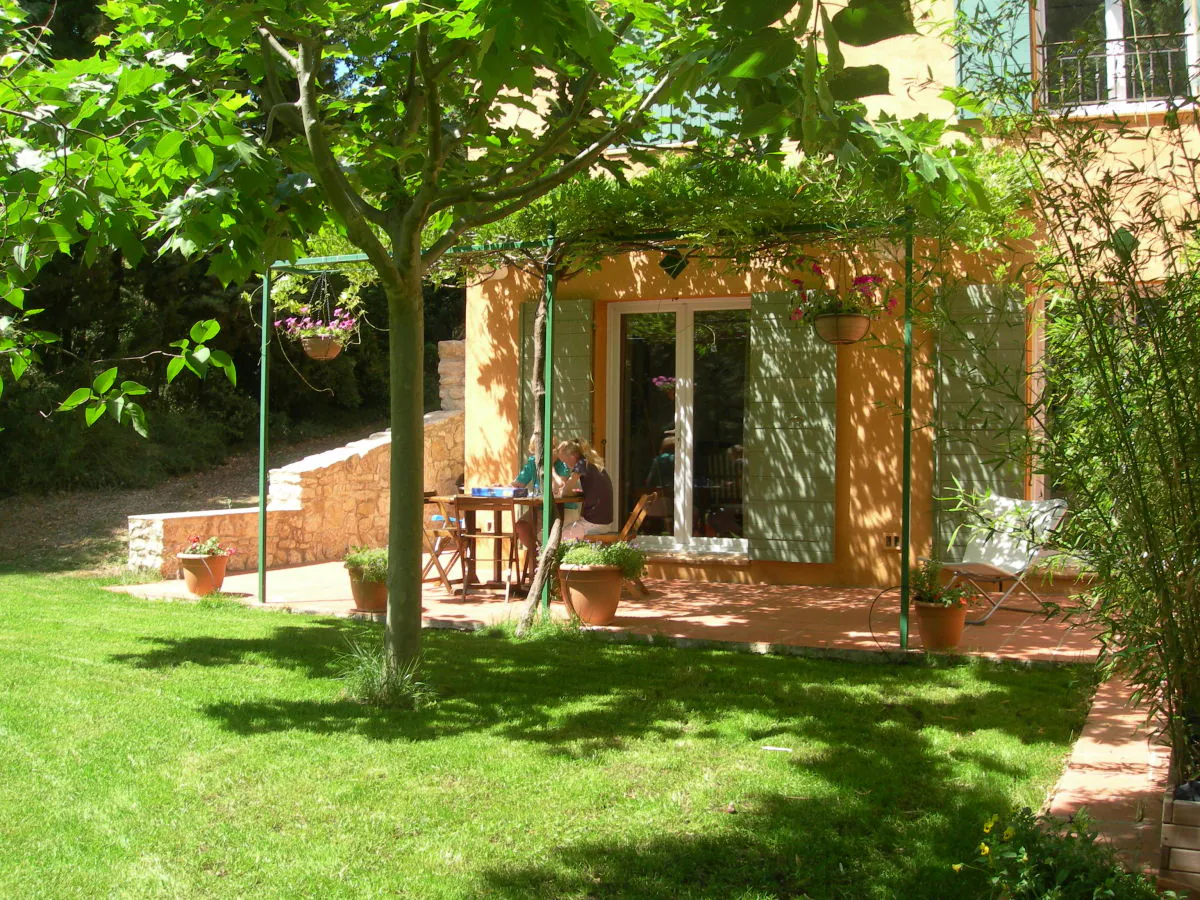 Holiday house Teulon - Outdoor photo 2