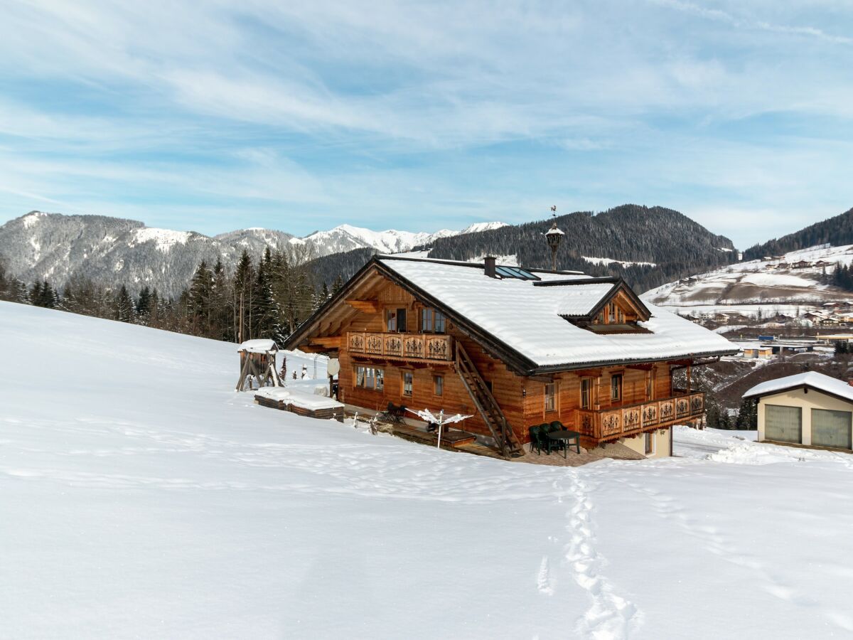 Cottage Mansion in Eben near Ski Salzburger Sportwelt - Outdoor photo 3