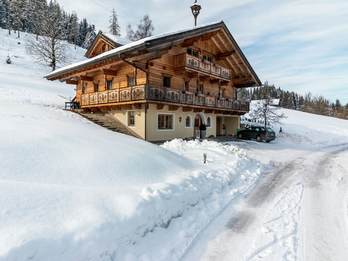 Cottage Mansion in Eben near Ski Salzburger Sportwelt - Outdoor photo 4