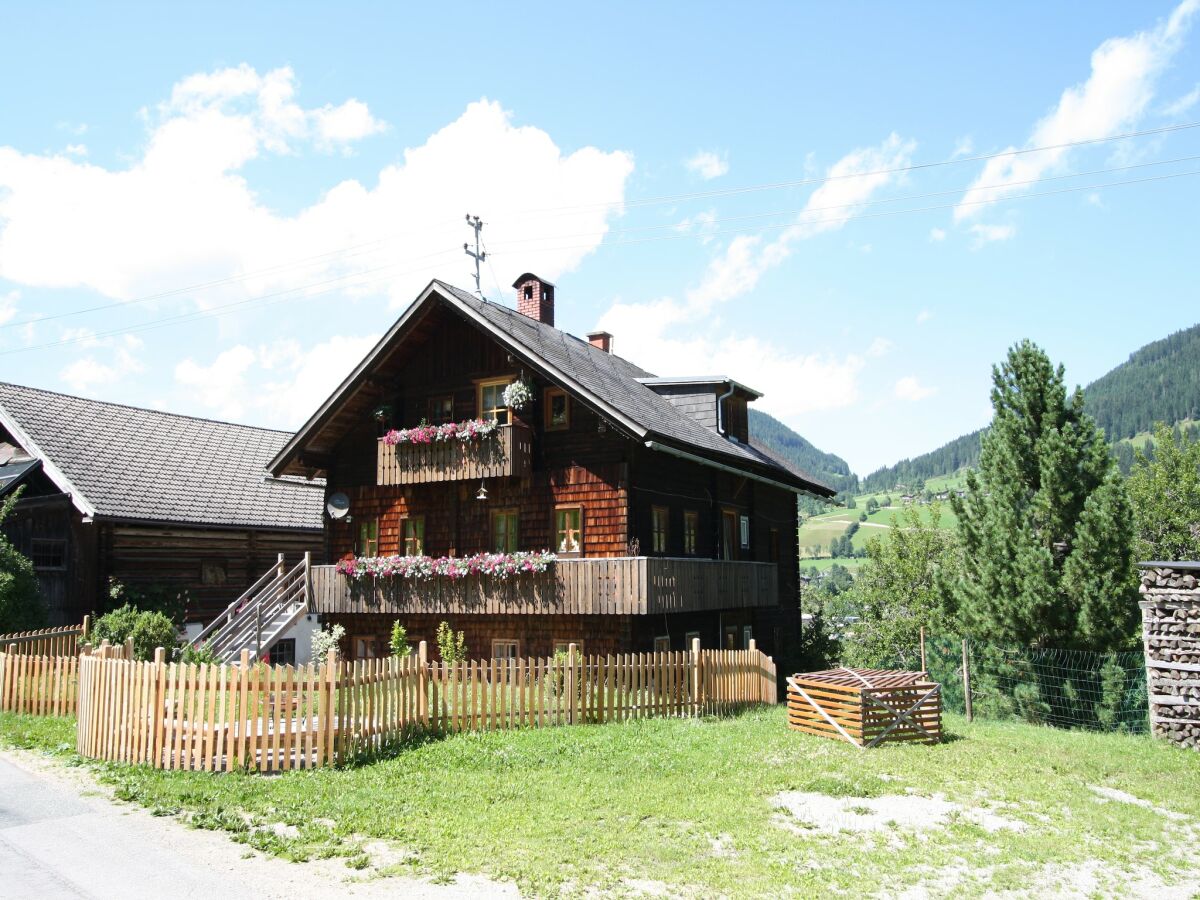 Cottage Mansion in Eben near Salzburger Ski Area