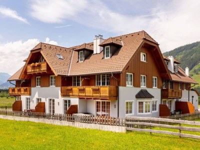 Apartment Apartment in Lungau, right next to the ski lift - Outdoor photo 12