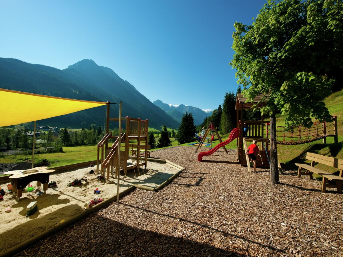 Apartment Apartment in Kleinarl near Ski Slopes - Outdoor photo 2