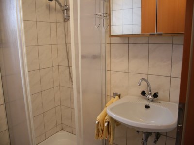Apartment Apartment in Taxenbach near Ski Lift - Features photo 7