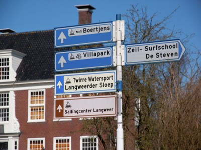 Holiday house Luxuriöses Ferienhaus am Waldrand in Langweer - Environment photo 26