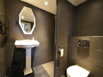 Farmhouse Gemütlicher Bauernhof in Sint Maartensvlotbrug in Waldnähe - Features photo 21