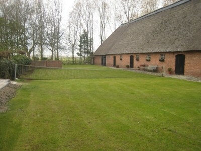 caravan Holiday Home in Zuidzande with Sauna - Outdoor photo 6