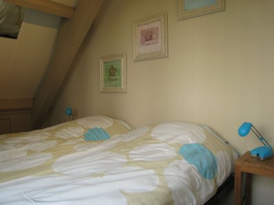 caravan Holiday Home in Zuidzande with Sauna - Features photo 15