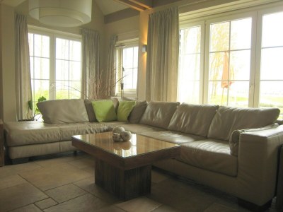 caravan Holiday Home in Zuidzande with Sauna - Features photo 28