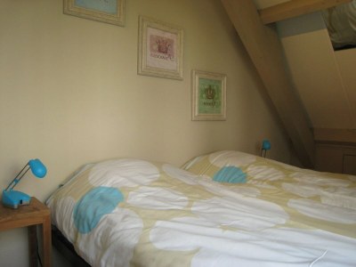 caravan Holiday Home in Zuidzande with Sauna - Features photo 31