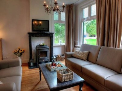 Farmhouse Spacious farmhouse in IJzendijke with garden - Features photo 12