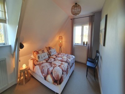 Farmhouse Spacious farmhouse in IJzendijke with garden - Features photo 19