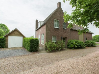 Farmhouse from the Zealand coast and 20km from Brugge! in Aardenburg - Farmhouse