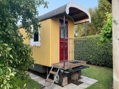 Holiday house Zigeunerwagen in Weideblick mit Tieren - Holiday house