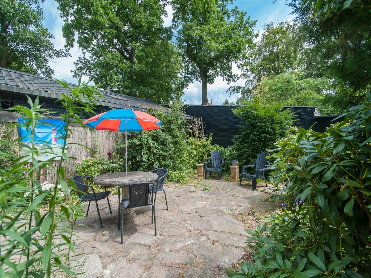 Holiday house Ferienhaus in Bergen nahe Wald & Strand - Outdoor photo 3