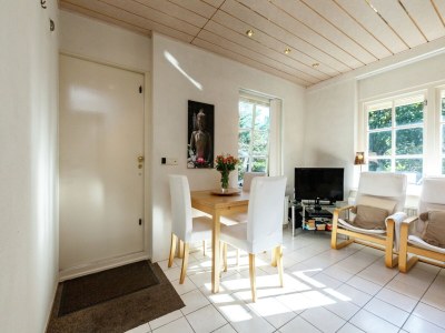 Apartment Apartment in Oostkapelle near the Beach - Features photo 10