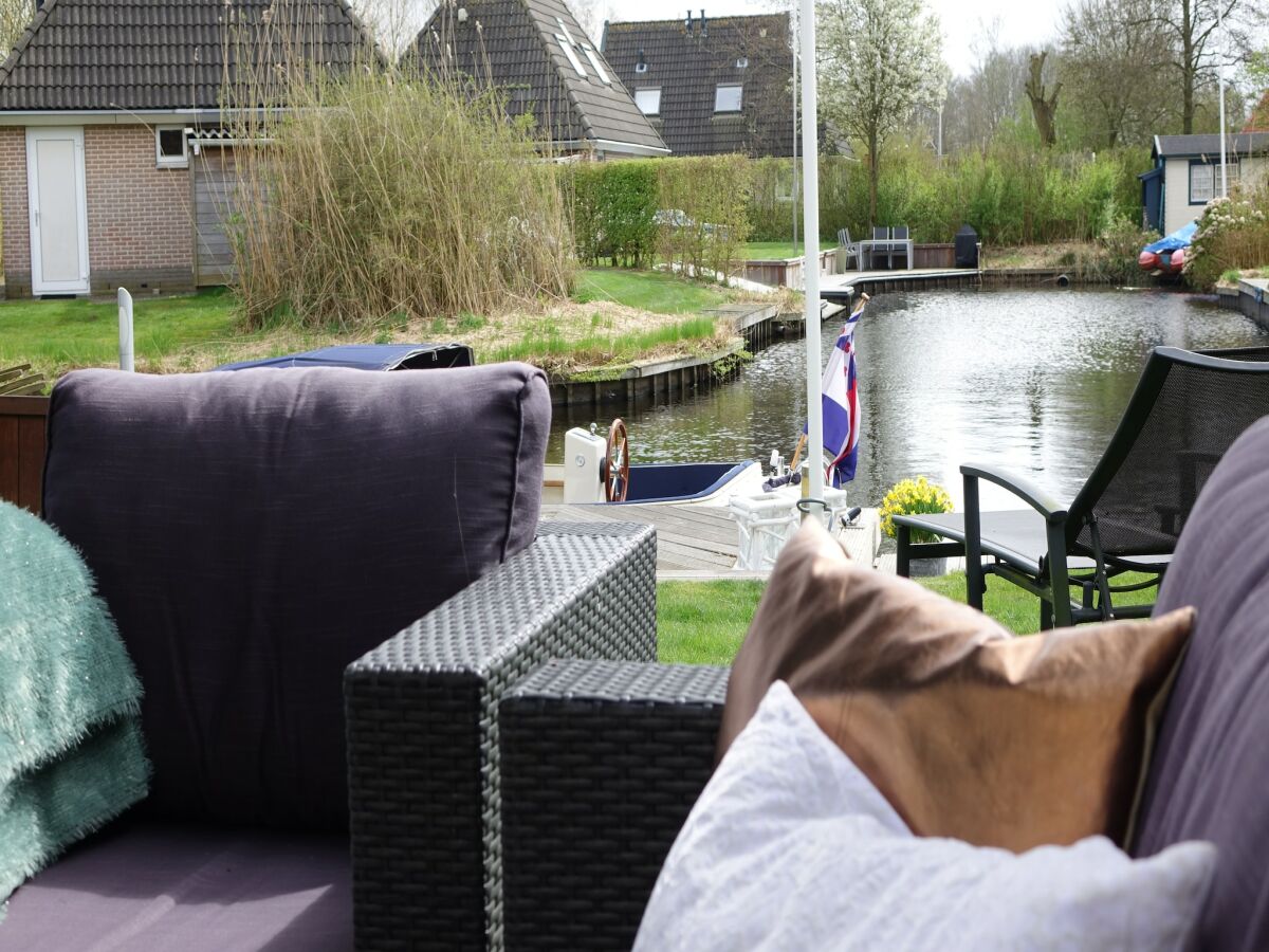 Holiday house Wellness am Wasser in Earnewoude - Outdoor photo 2
