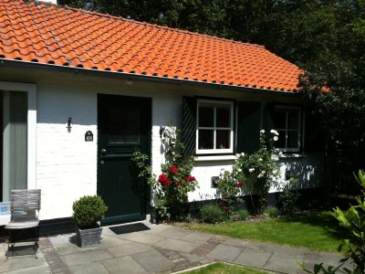 Holiday house Schönes Ferienhaus Zeeroos in Zeeland - Outdoor photo 4