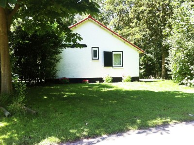 Holiday house Schönes Ferienhaus Zeeroos in Zeeland - Outdoor photo 6