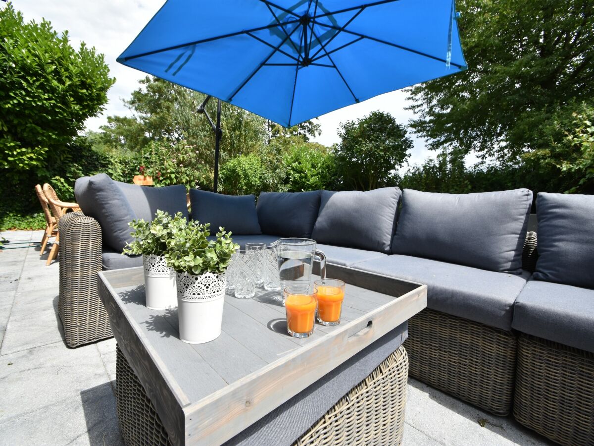 Holiday house Villa in Bruinisse near Grevelingenmeer - Outdoor photo 3