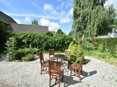Holiday house Villa in Bruinisse near Grevelingenmeer - Outdoor photo 8