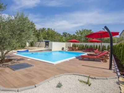 Holiday apartment Birikina No. 5 with pool - Outdoor photo 7