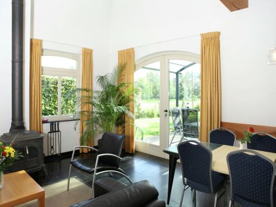 Farmhouse Coachman's House near Roermond with Garden - Features photo 19