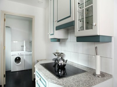 Farmhouse Coachman's House near Roermond with Garden - Features photo 21