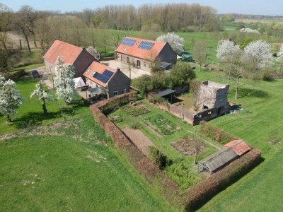 Farmhouse Coachman's House near Roermond with Garden - Environment photo 33