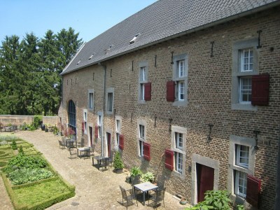 Apartment Wohnung in der Nהhe des Stadtzentrums in Mesch - Outdoor photo 2
