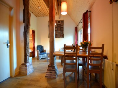 Farmhouse Romantic Farmhouse Escape - Features photo 8