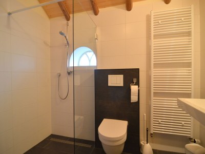 Farmhouse Romantic Farmhouse Escape - Features photo 16