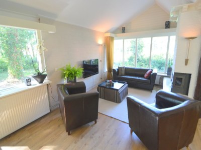 Holiday house Holiday Home in Haaksbergen by Lake - Features photo 7